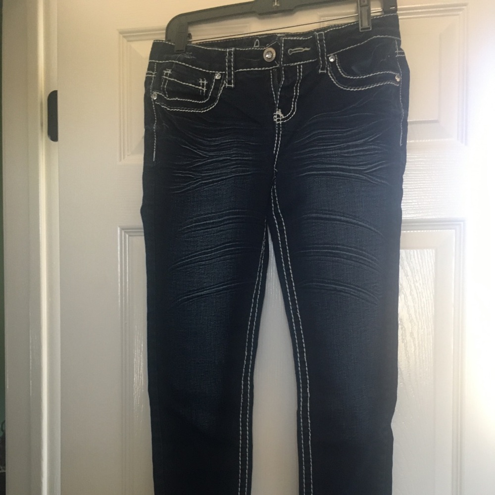 Amethyst size 5 skinny jeans dark wash